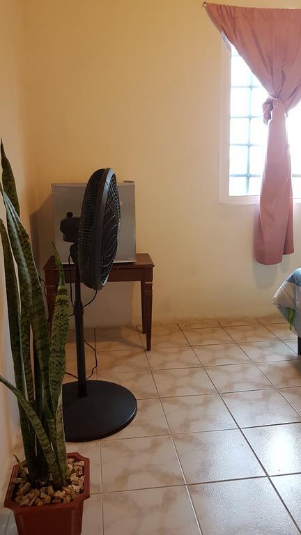 Casa Ricky'S Hostel Orange Walk Kültér fotó