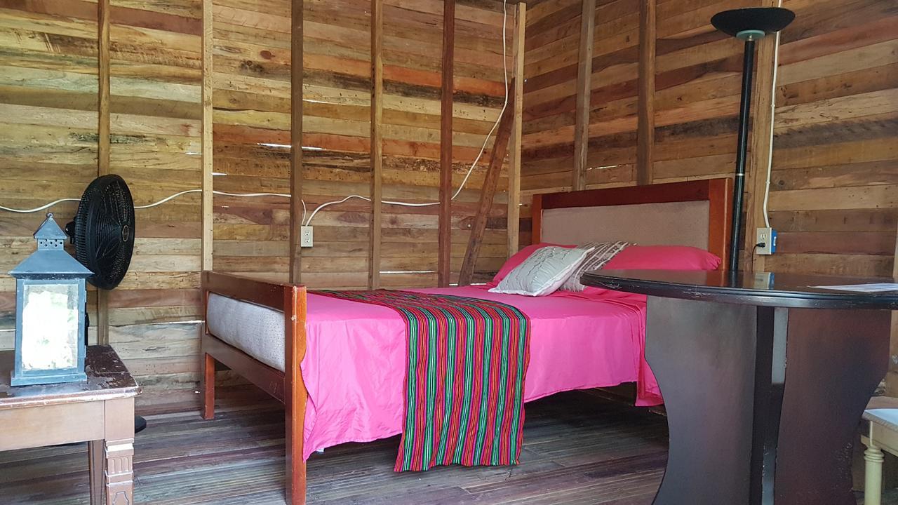 Casa Ricky'S Hostel Orange Walk Kültér fotó