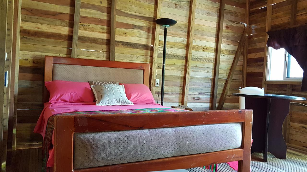 Casa Ricky'S Hostel Orange Walk Kültér fotó